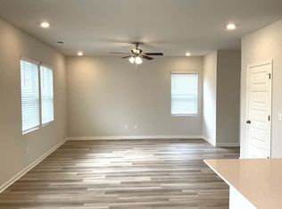 1039 Baltusrol Ln, Lebanon, TN 37087