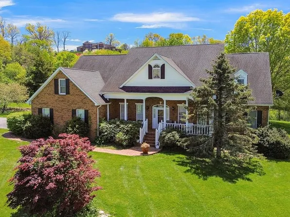 21206 Foothills Trl, Bristol, VA 24202