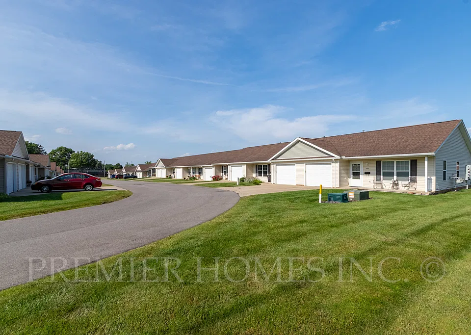 862 Serenity Ln