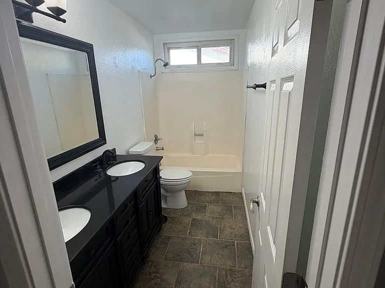 1118 Zircon St — Photo 27
