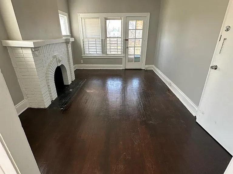 12911 Brackland Ave #4 — Photo 8