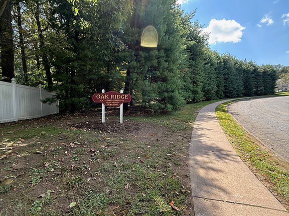 Oak Ridge Dr