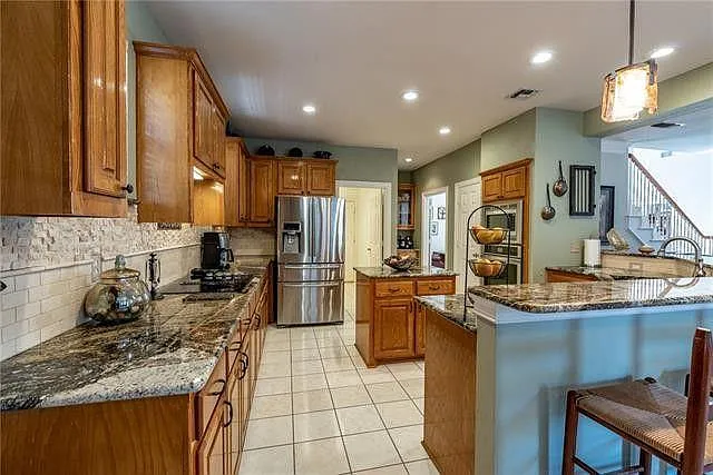 5914 Edgewood Dr — Photo 8