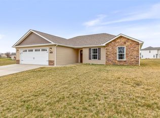 1523 Kiesha Ln, Farmington, MO 63640