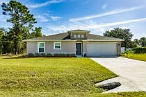 4 bed, 2.0 bath, 1652 sqft, $2,400 — Photo 1