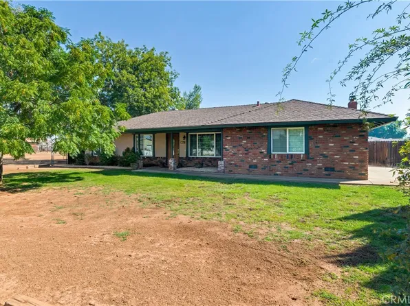 682 W Avenue L, Calimesa, CA 92320