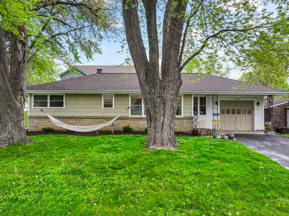 3314 Washington St, McHenry, IL 60050