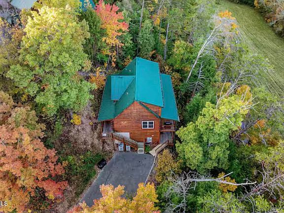 2nd image of 3204 Choctaw Hill Way