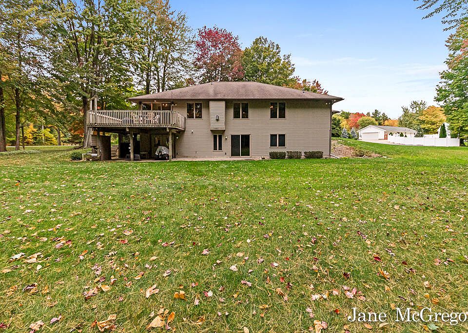 187 W Pontaluna Rd, Norton Shores, MI 49444 Zillow