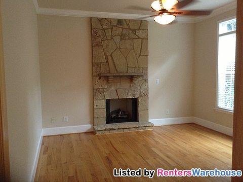5th image of 4167 Saint Clair Cir