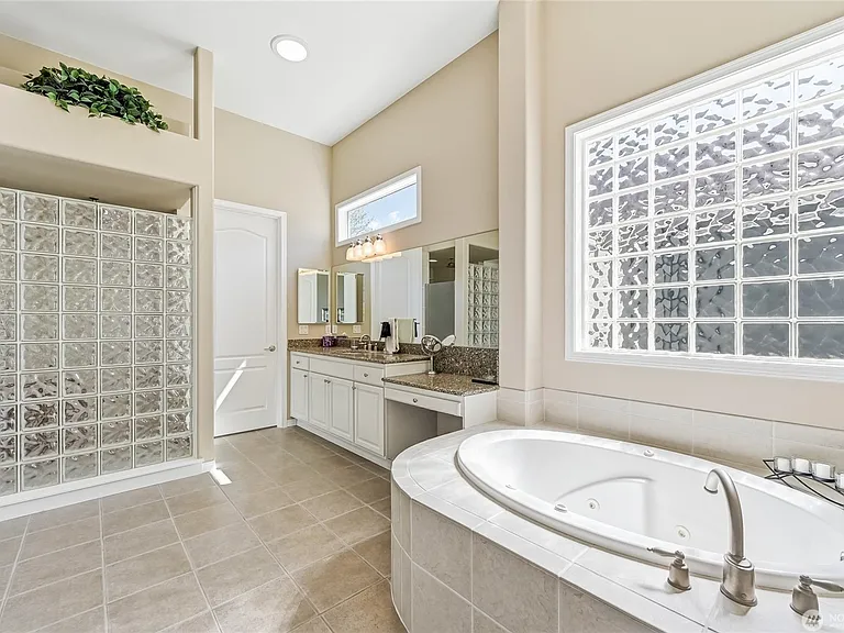 24035 NE Adair Rd — Photo 19