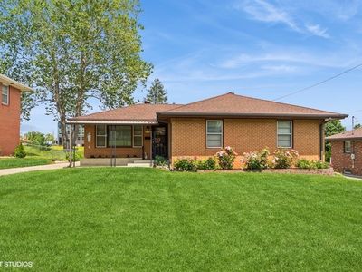 633 Clegg Rd, West Des Moines, IA, 50265