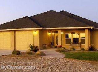 3054 Dinwitty Ln, Jordan Valley, OR 97910