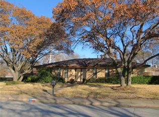 839 W Center St, Duncanville, TX 75116