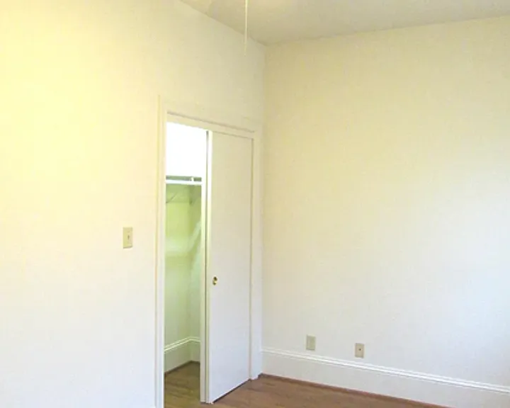 5 S Plum St — Photo 11