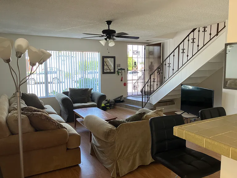 3911 Huron Ave #1 — Photo 8