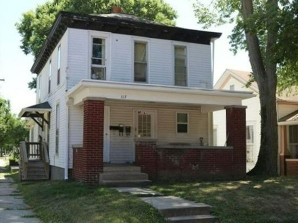 117 E College St #100