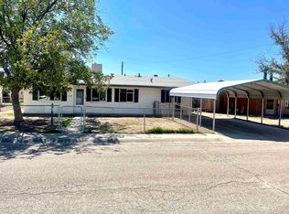 906 Cauthen Ln, Alamogordo, NM 88310