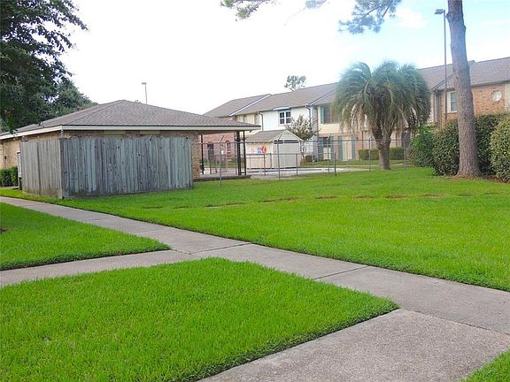 3rd image of 3790 Laura Leigh Ln