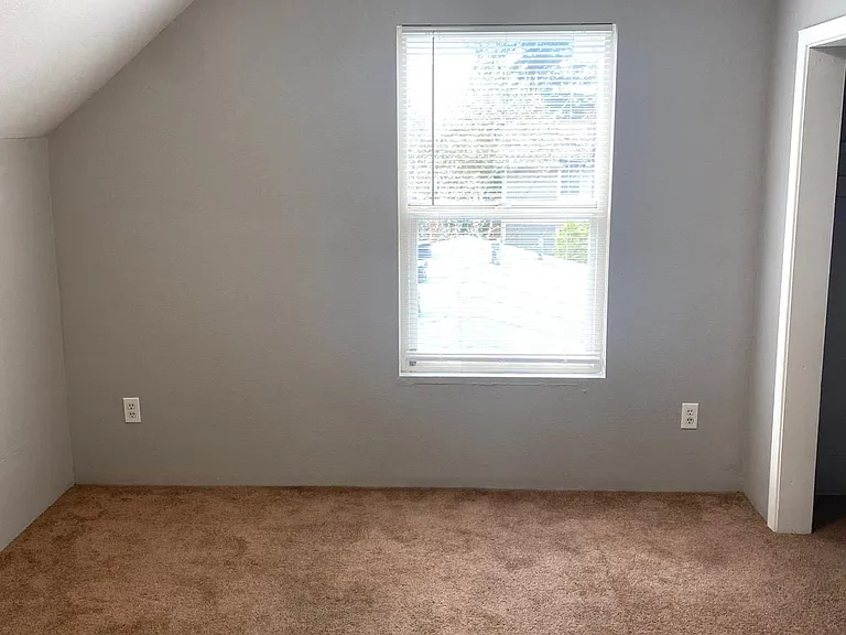 620 S 35th St #A — Photo 11