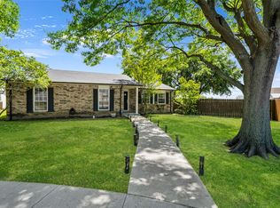 2124 Kings Rd, Carrollton, TX 75007