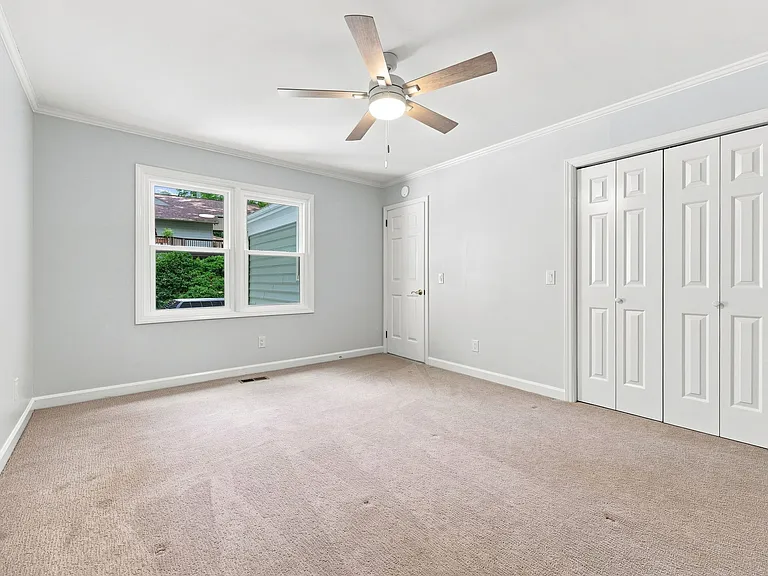 253 Lakeview Dr — Photo 58