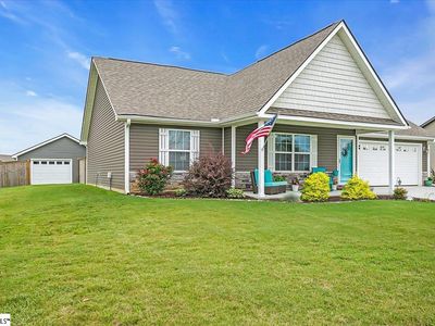 407 Braeburn Fields Ct, Inman, SC, 29349