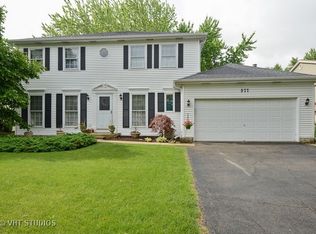 577 Wilson Ave, Glen Ellyn, IL 60137