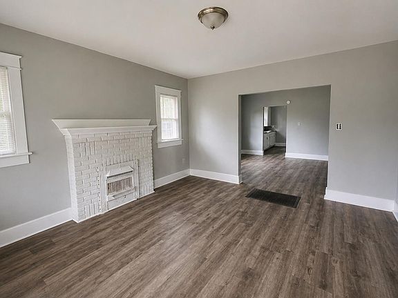 3rd image of 1624 Pike Ave