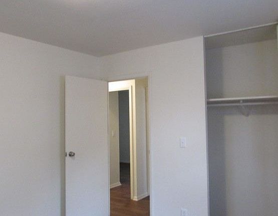 5th image of 7913 E Penway St