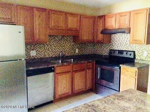2nd image of 8849 S Old Kings Rd #170