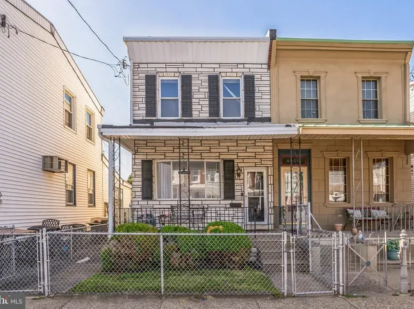 4458 Salmon St, Philadelphia, PA 19137