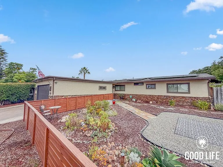 2726 Tonto Way — Photo 2