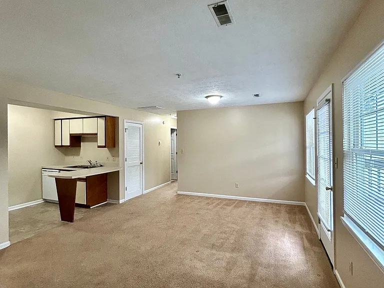 Hall Valley Apartments — Photo 12