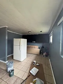 Building Photo - 102 Pecan Ln
