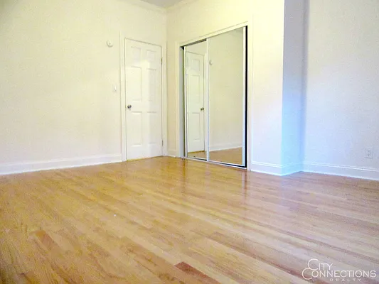 Rented by City Connections Realty | media 12