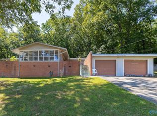 4220 Huntington Rd SE, Huntsville, AL 35802