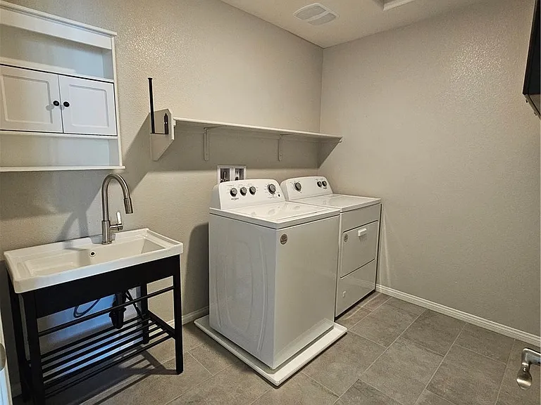 10790 Wild Parsley Ave — Photo 36
