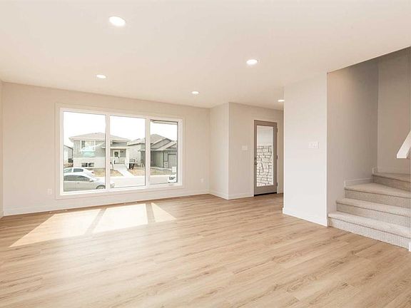5th image of 773 SW Riverhills Lndg W
