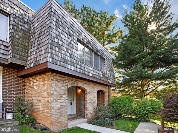 412 W Deer Park Rd #12-D, Gaithersburg, MD 20877