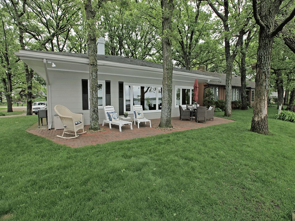 1st image of 15831 Lakeshore Dr