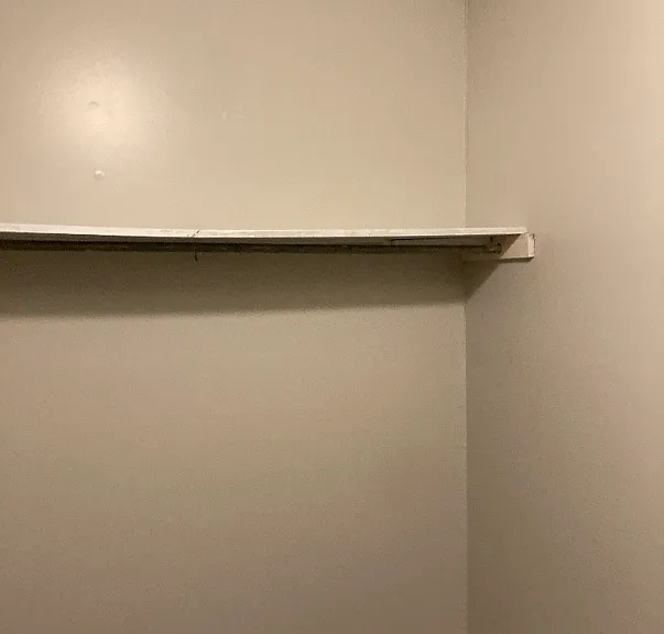 SRA 304 Walk In Closet_07012024