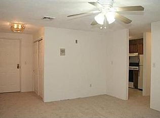 136 Central St APT A1, Hudson, MA 01749