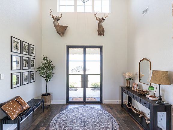 4th image of 109 Vaquero Ct