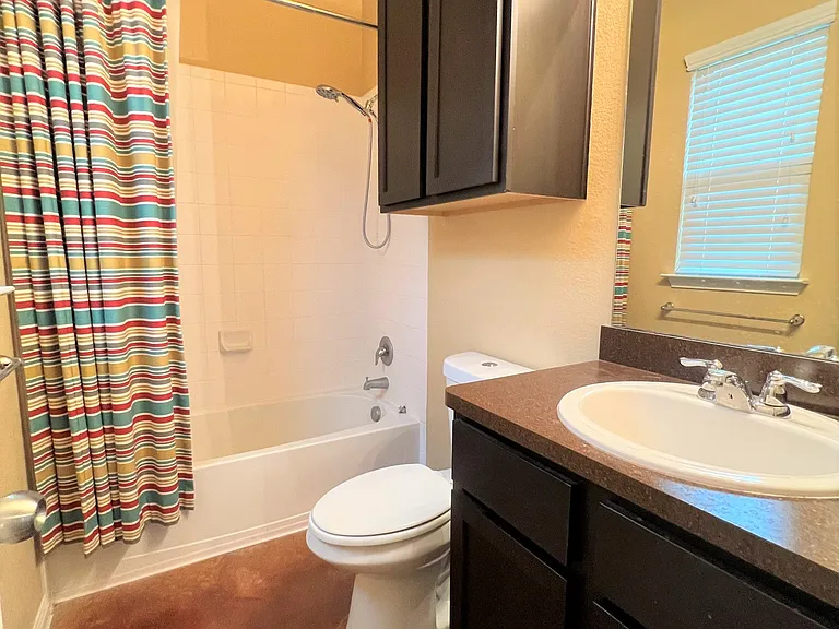 4505 Senda Ln — Photo 10