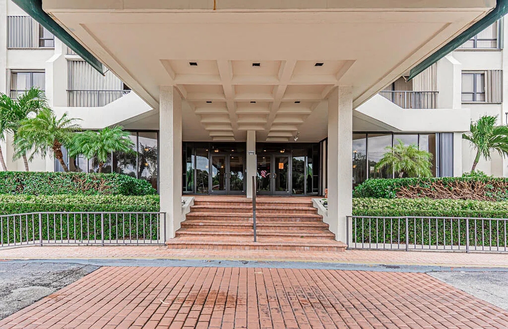 Palm Beach House — Photo 3