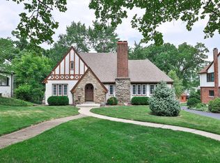 34 Fleming Rd, Cincinnati, OH 45215