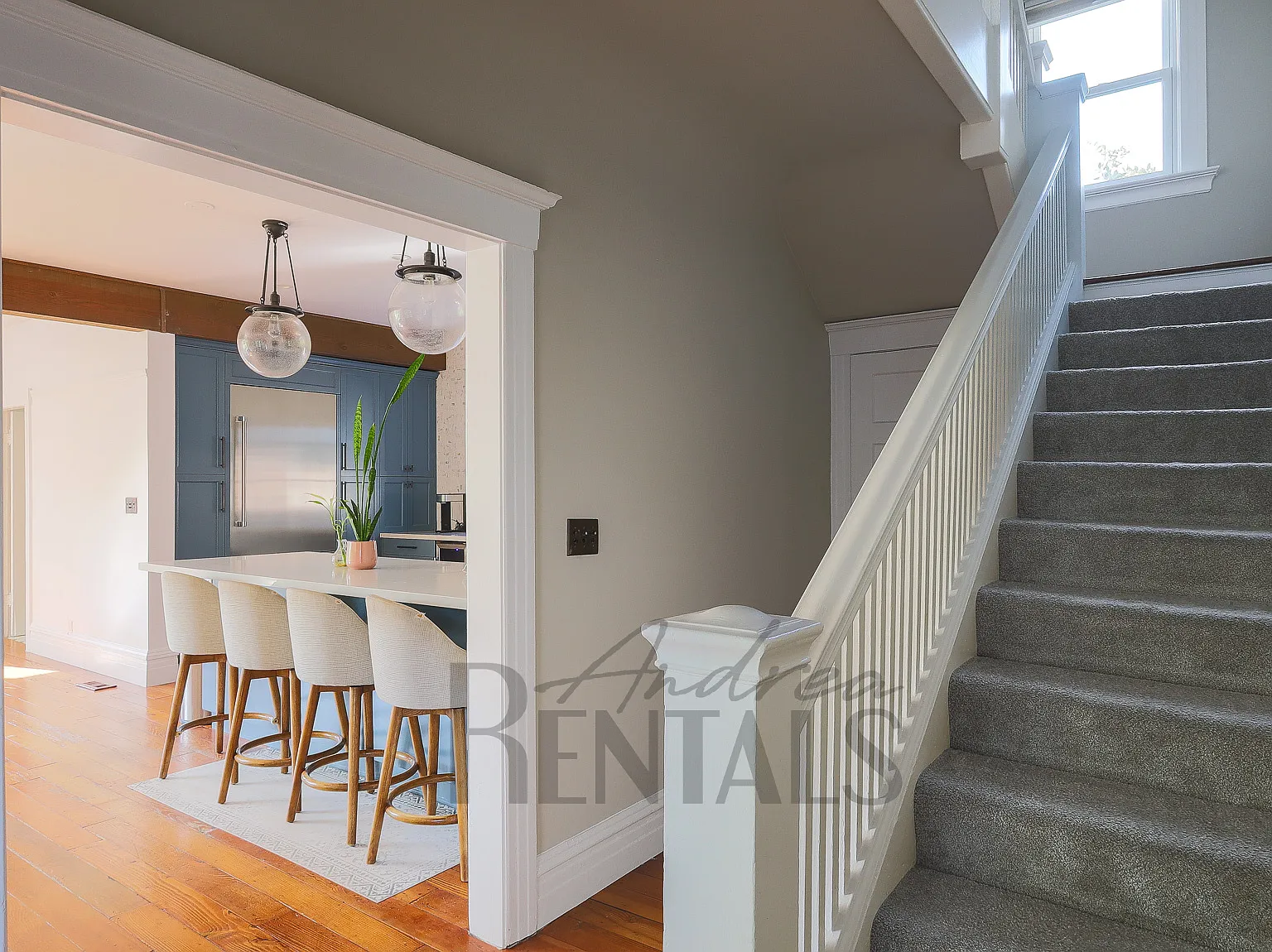 3 bed, 2.5 bath, 1874 sqft, $8,500 — Photo 2