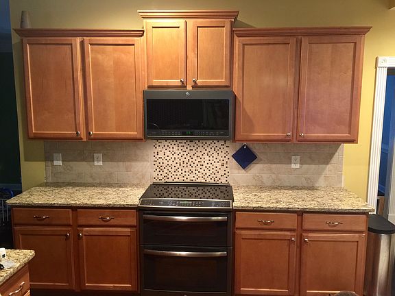 3rd image of 312 Goldenrod Ct