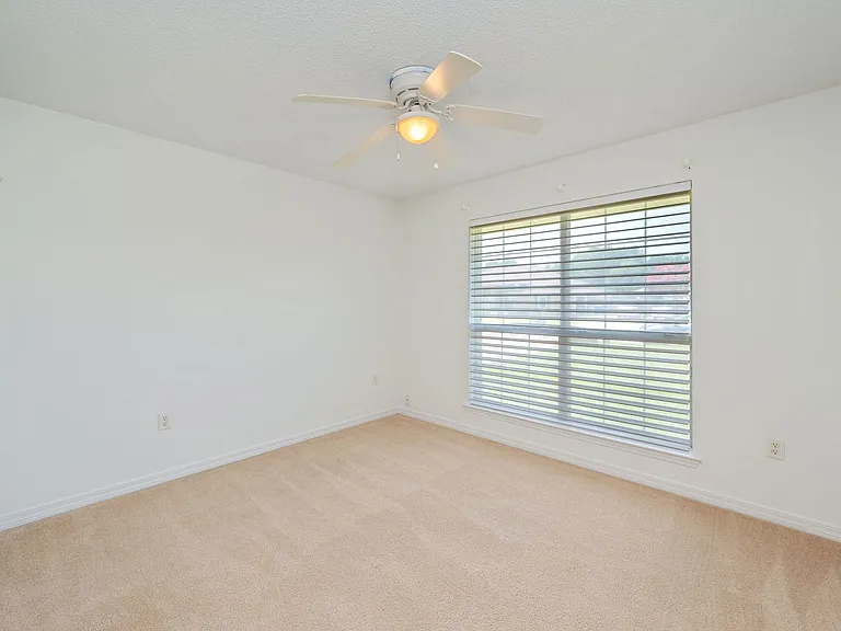 9750 Parker Lake Cir — Photo 25